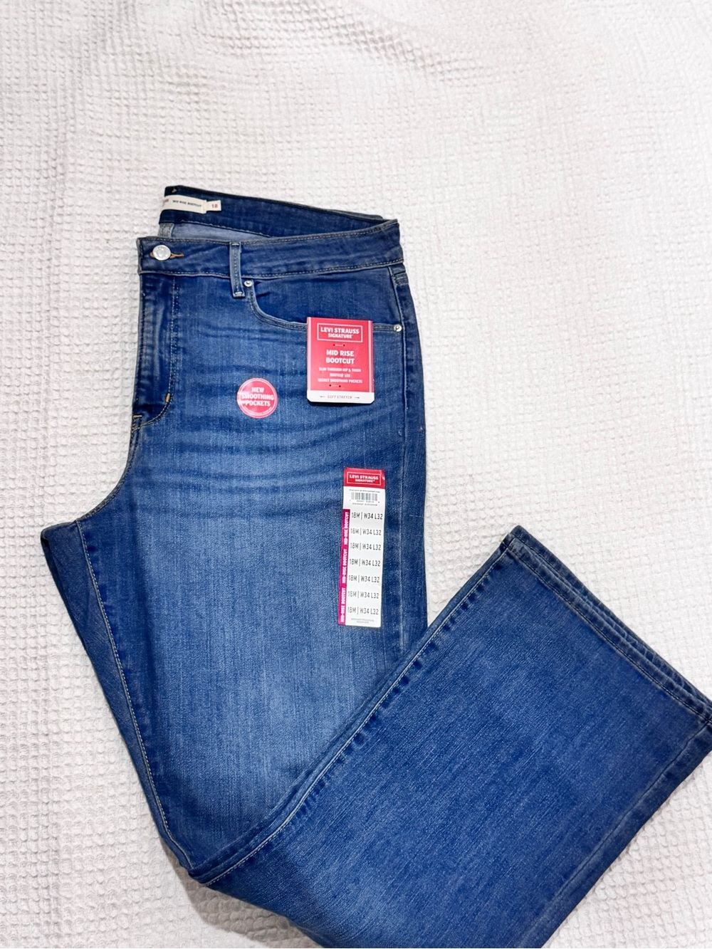 Levi's Mid-Rise Bootcut Jeans in Classic Blue Denim